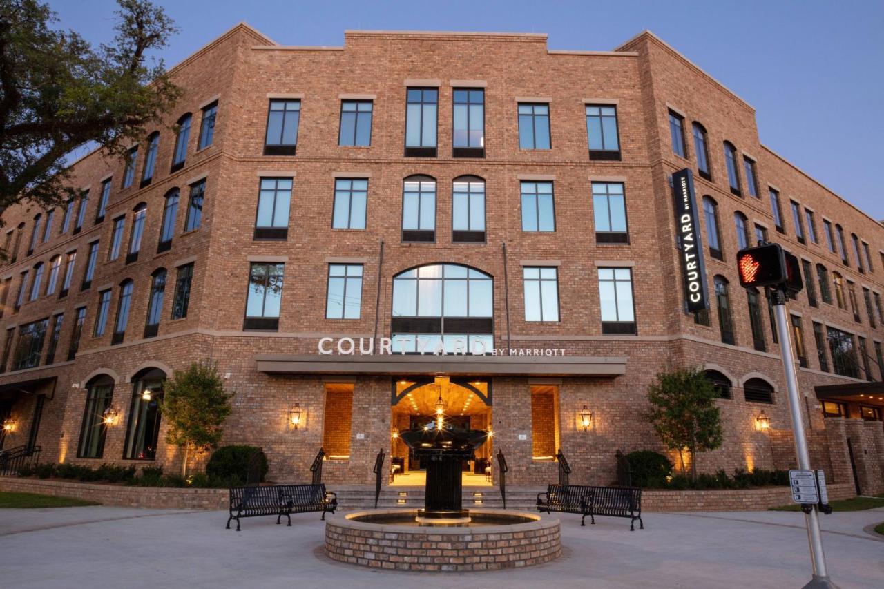 Courtyard By Marriott Thomasville Downtown Exterior photo